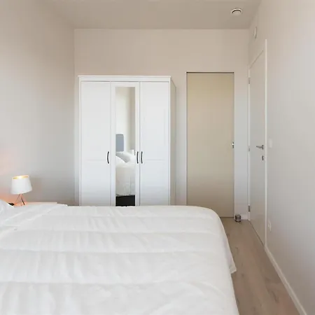 Serene With Mountain View Apartamento
